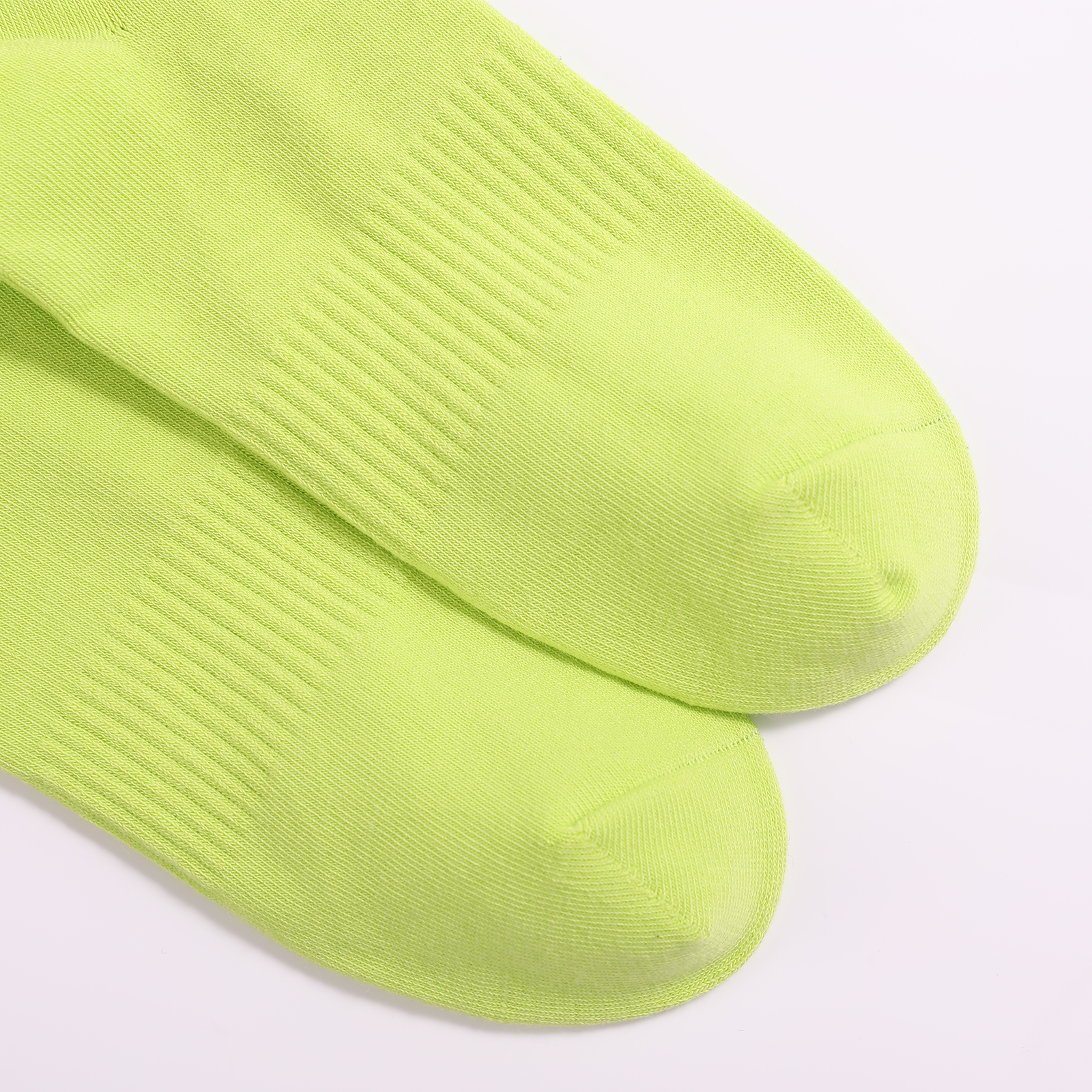 Comfort-Focused Seamless Toe Engineering
